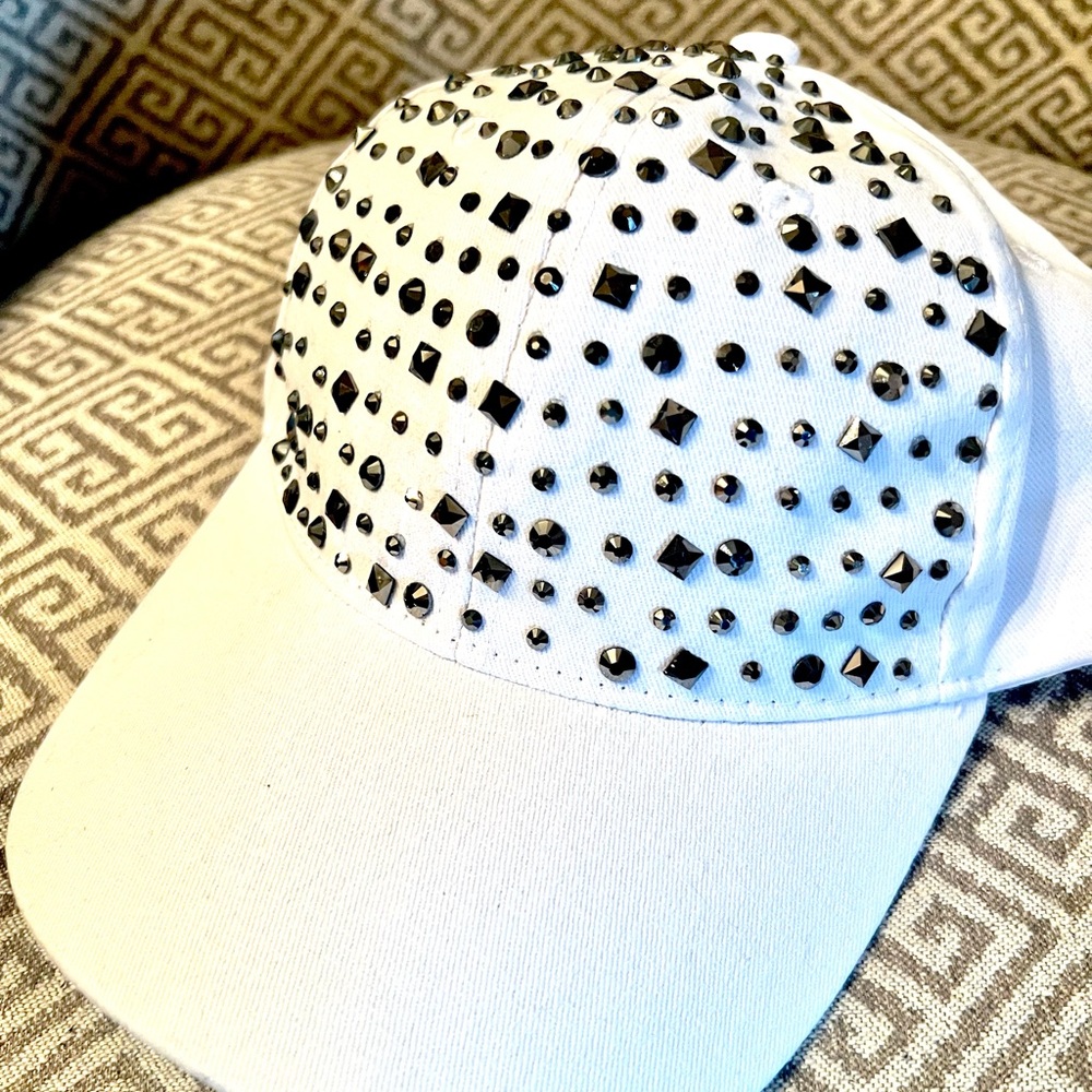 JUST BE.....Ladies Silver Studded White Cap. Adjustable strap back.